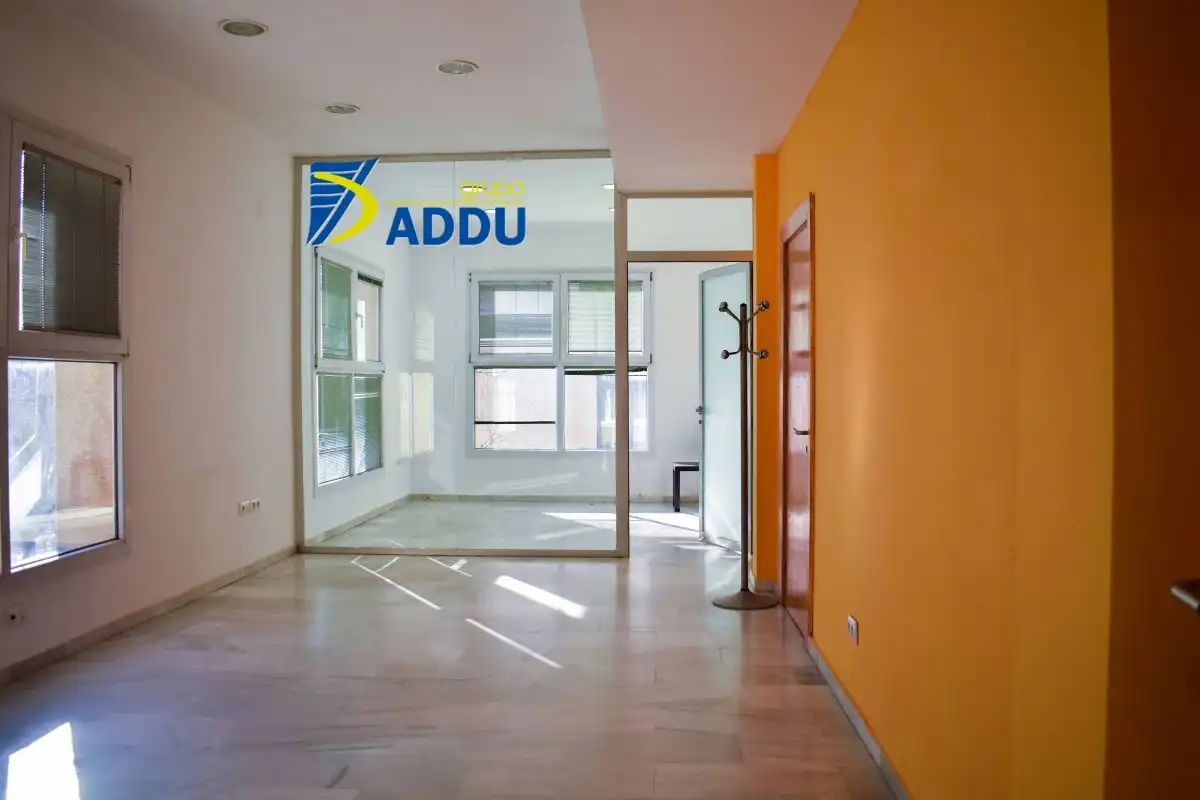 Office for rent in Sevilla