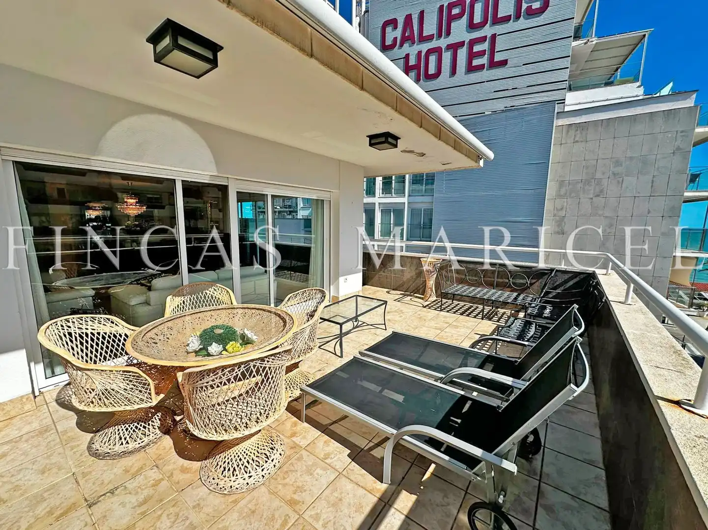 Terrasse von Dachboden zum Verkauf in Sitges mit Klimaanlage, Heizung und Terrasse