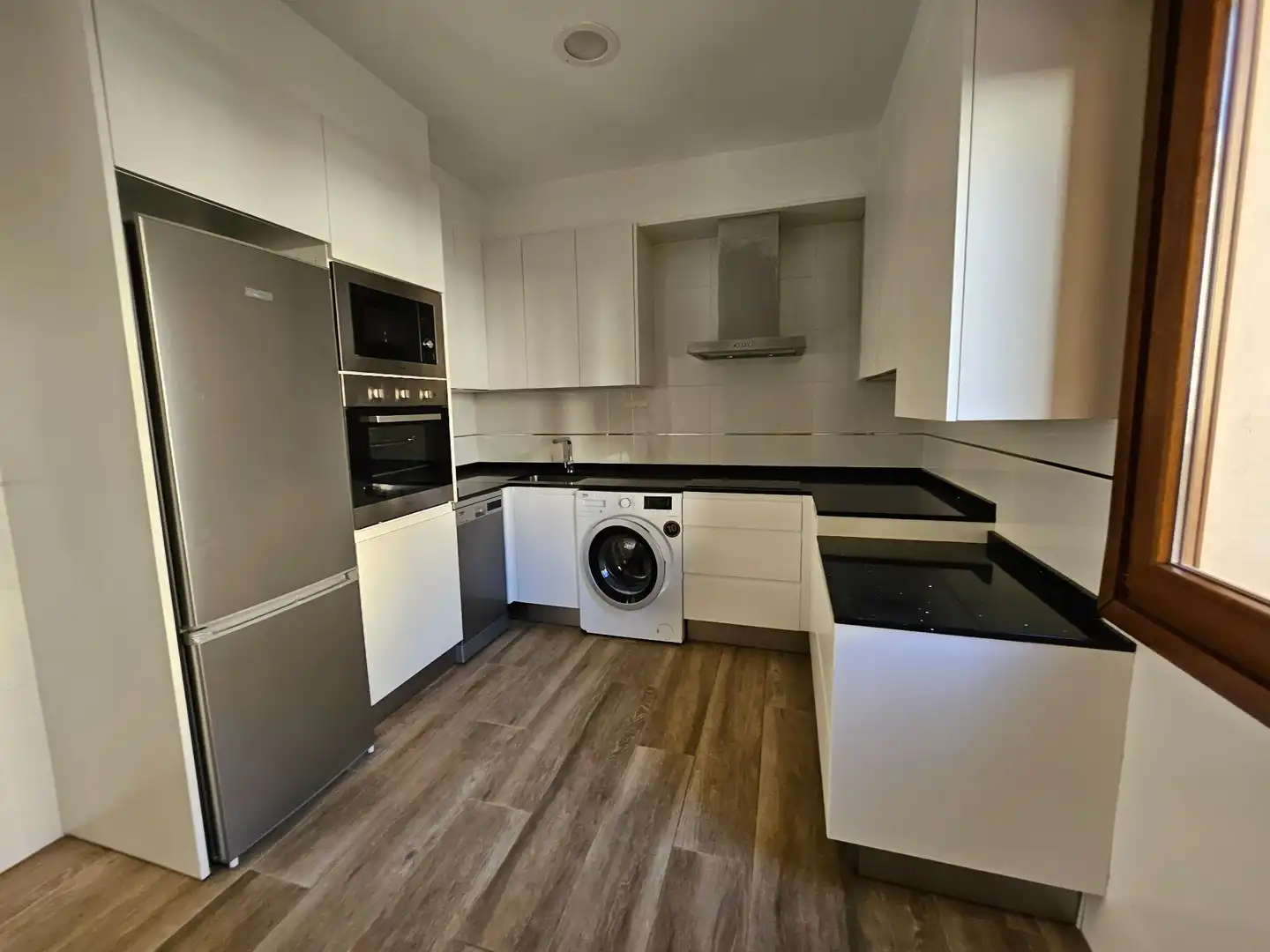 Cocina de Piso en venta en Abanto y Ciérvana-Abanto Zierbena con Calefacción