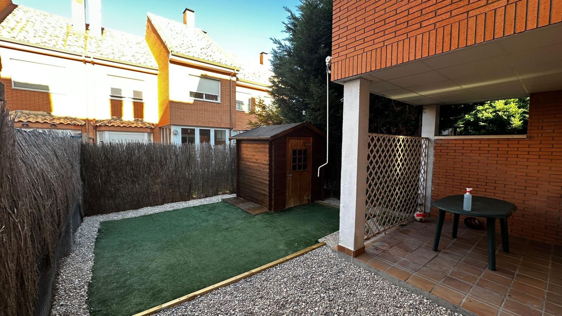 Jardín de Casa adosada de alquiler en La Pedraja de Portillo  con Calefacción, Jardín privado y Piscina comunitaria