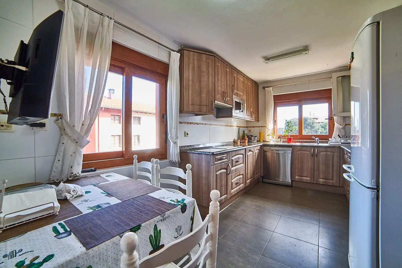Cocina de Casa o chalet en venta en Llanes con Calefacción, Jardín privado y Trastero