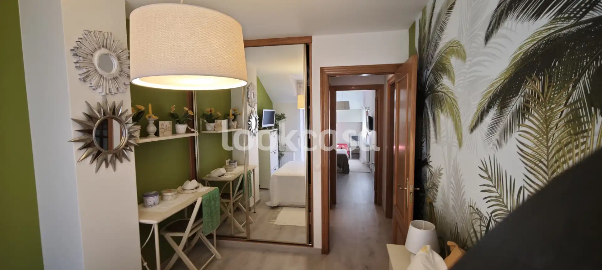 Habitación de Ático en venta en Sanxenxo con Calefacción, Parquet y Terraza