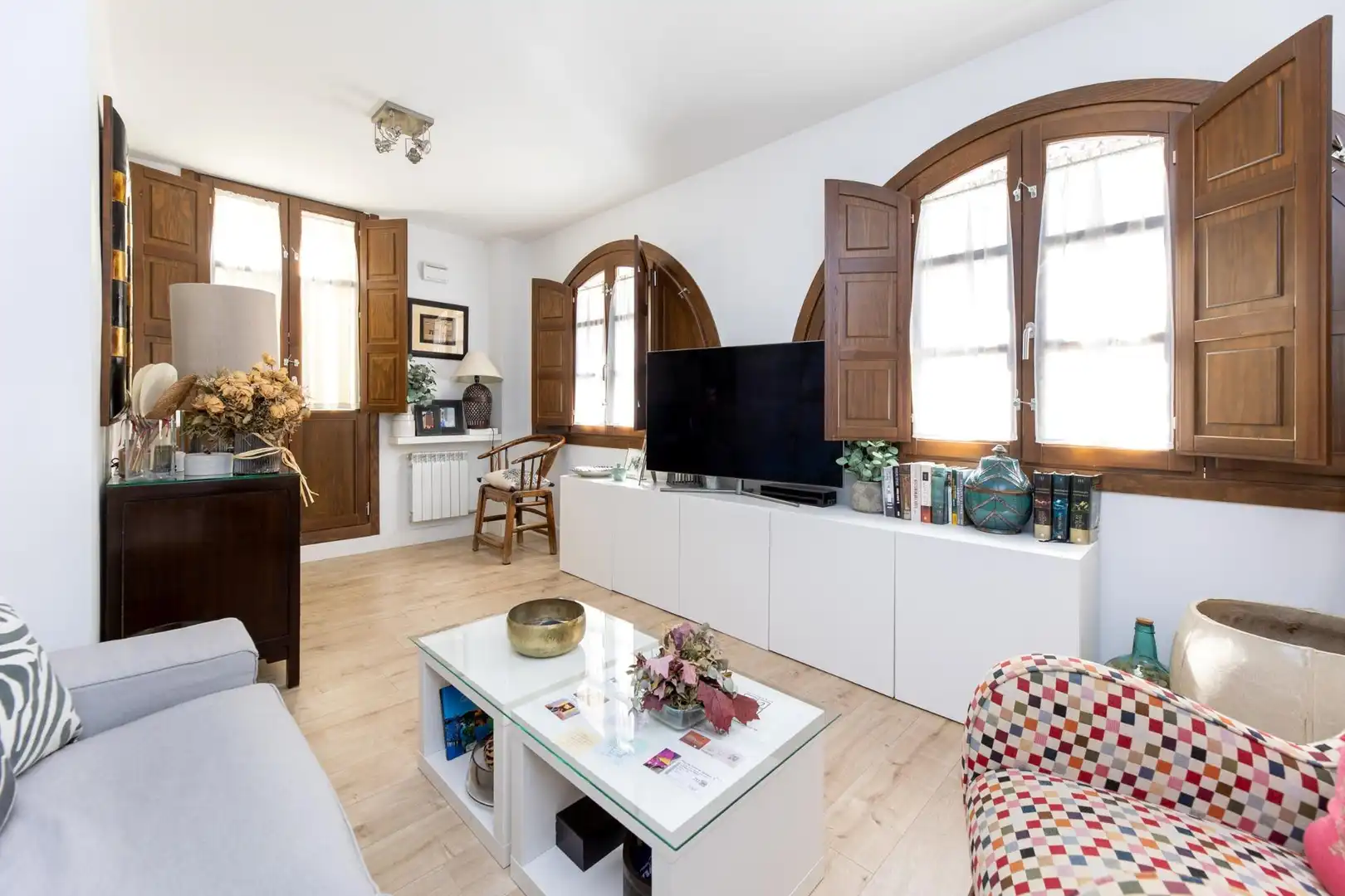 Sala d'estar de Àtic en venda en Granada amb Aire condicionat i Terrassa