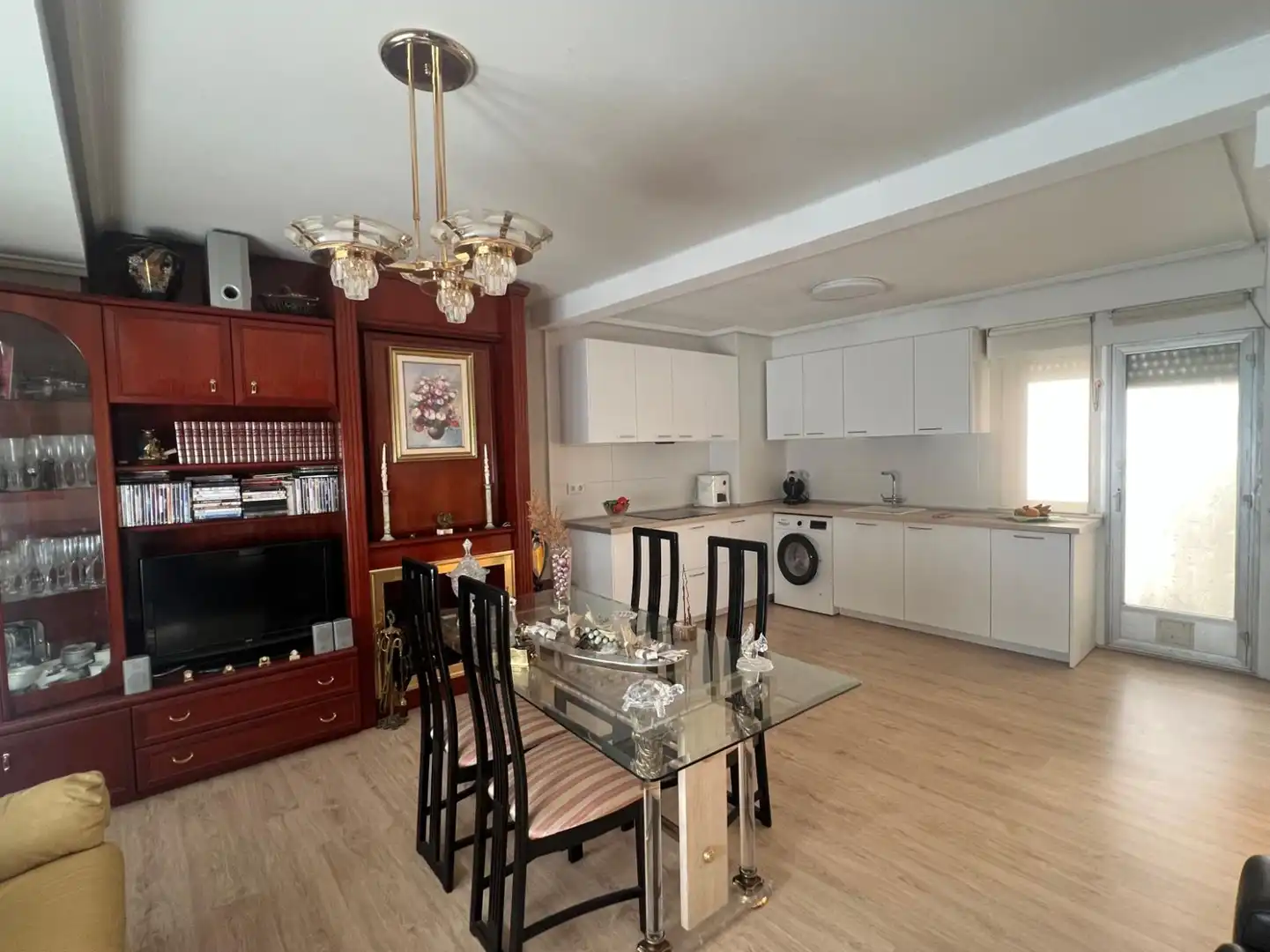 Cocina de Piso en venta en  Logroño con Calefacción, Trastero y Balcón