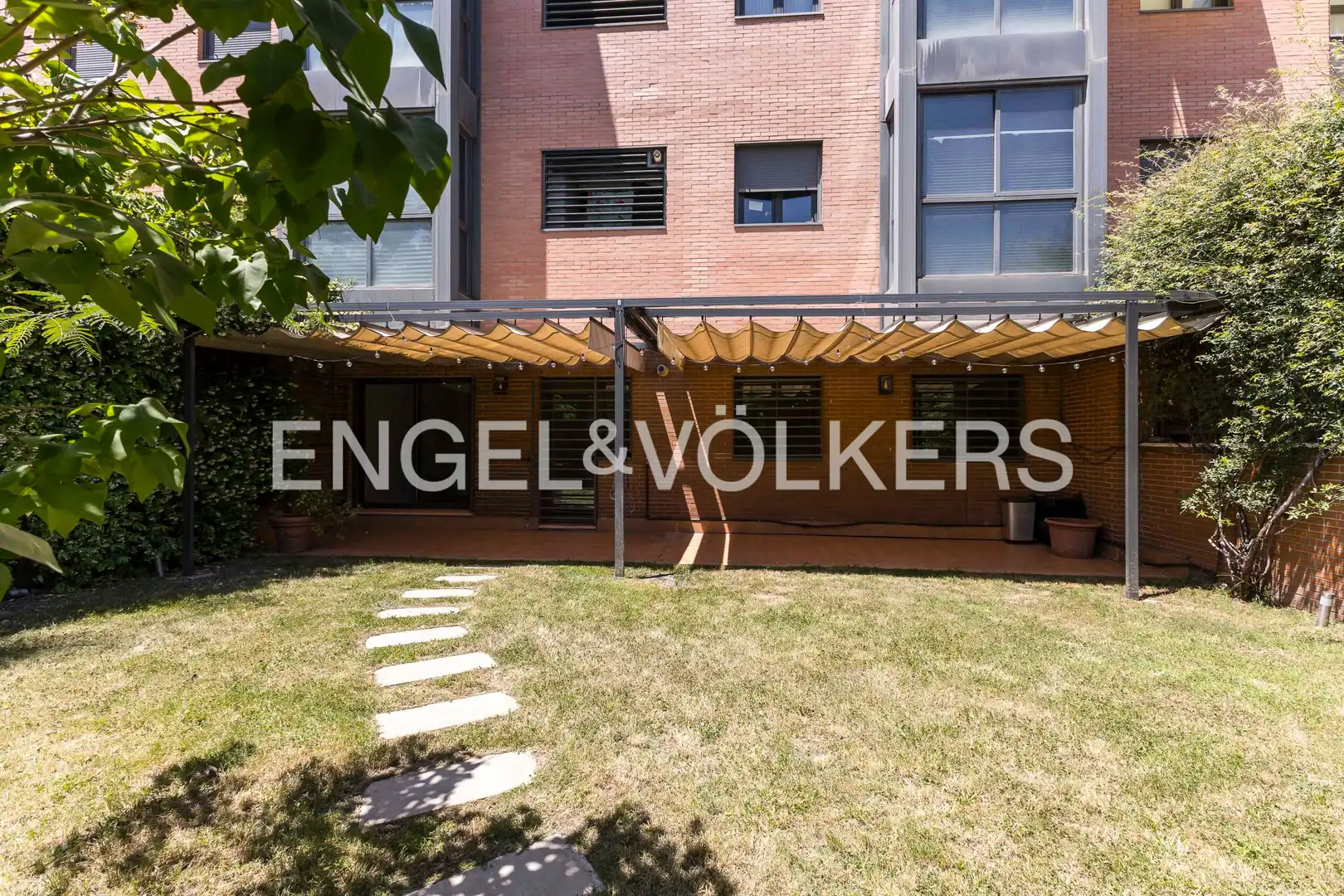 Wohnung zur Miete in Sanchinarro