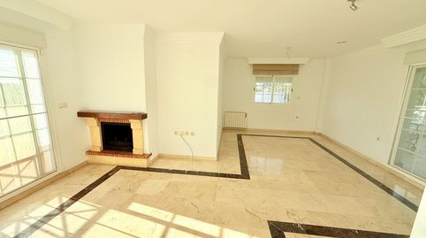 Photo 2 of Attic for rent in Río Real, Marbella