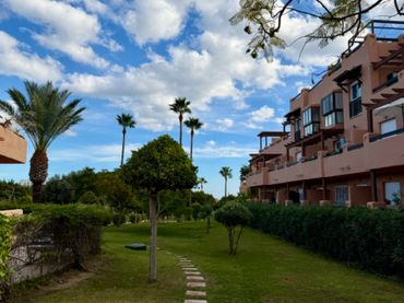 Apartament amb piscina en venda a Calle Casares del Sol 3