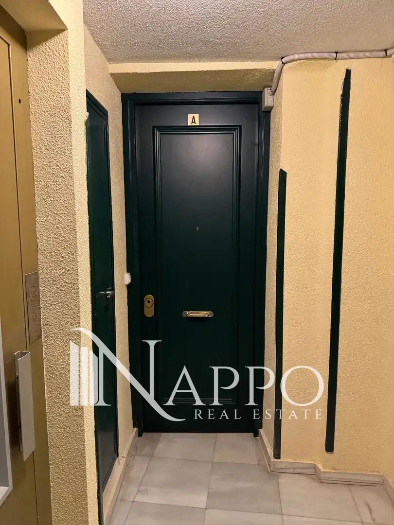 Flat for sale in Madrid  with Air Conditioner, Heating and Oven
