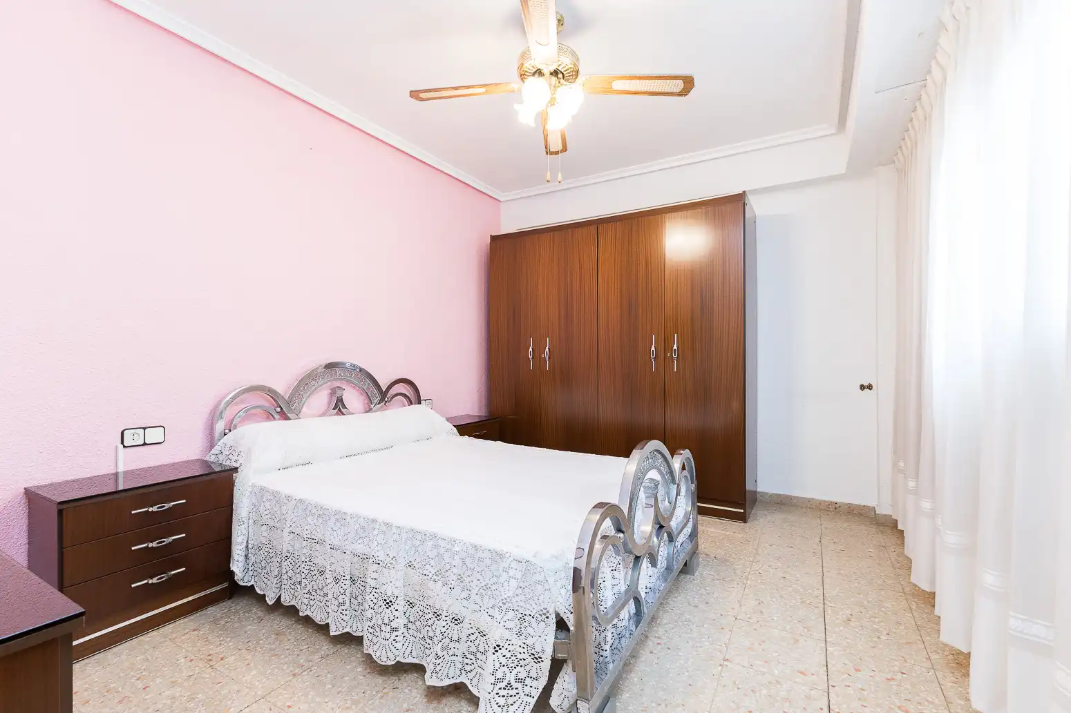 Dormitori de Pis en venda en Alaquàs amb Aire condicionat