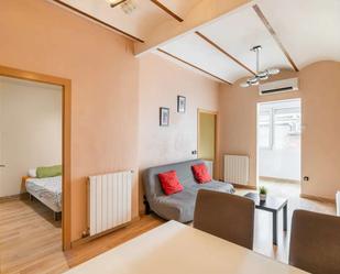 Dormitori de Apartament per a compartir en  Barcelona Capital amb Terrassa