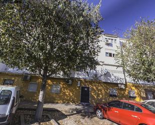Exterior view of Flat for sale in  Sevilla Capital