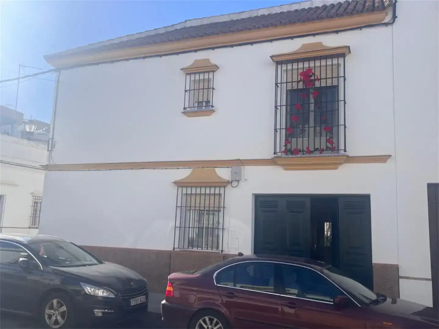 Vista exterior de Casa adosada en venda en Carmona