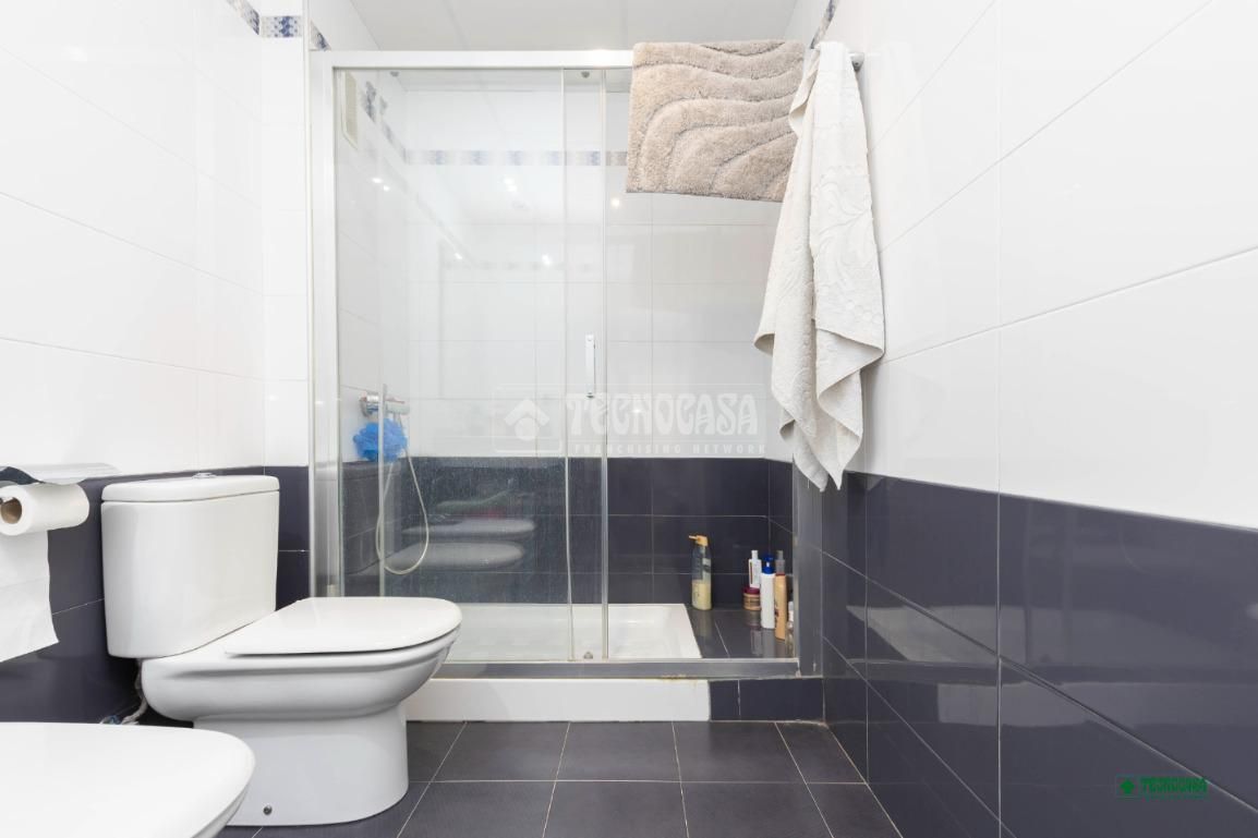 Bathroom of Flat for sale in Albox  with Air Conditioner