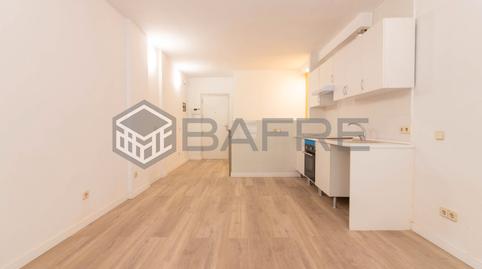 Foto 2 de Piso en venta en Calle del Pico Cebollera, San Diego,  Madrid Capital