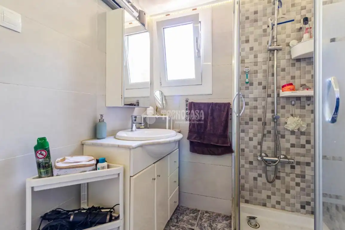 Bany de Casa o xalet en venda en Sant Cugat del Vallès amb Aire condicionat, Calefacció i Terrassa