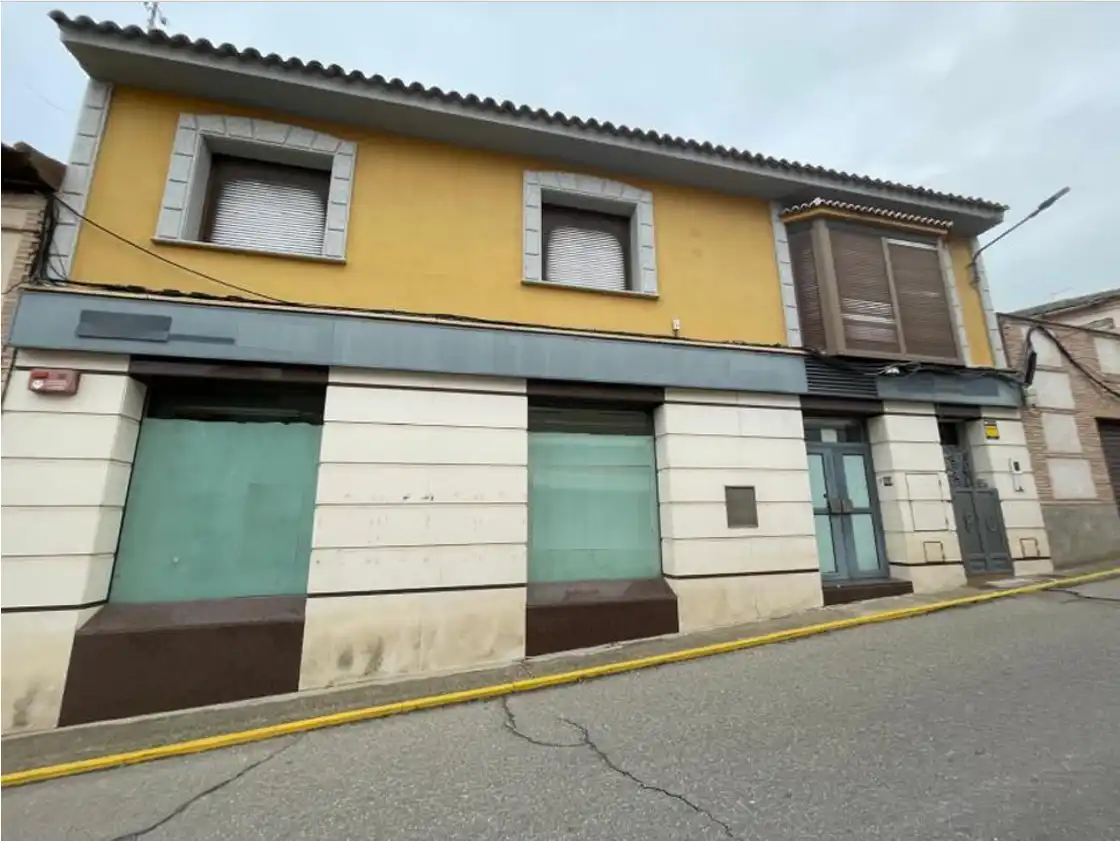 Local comercial en venda a El Carpio de Tajo