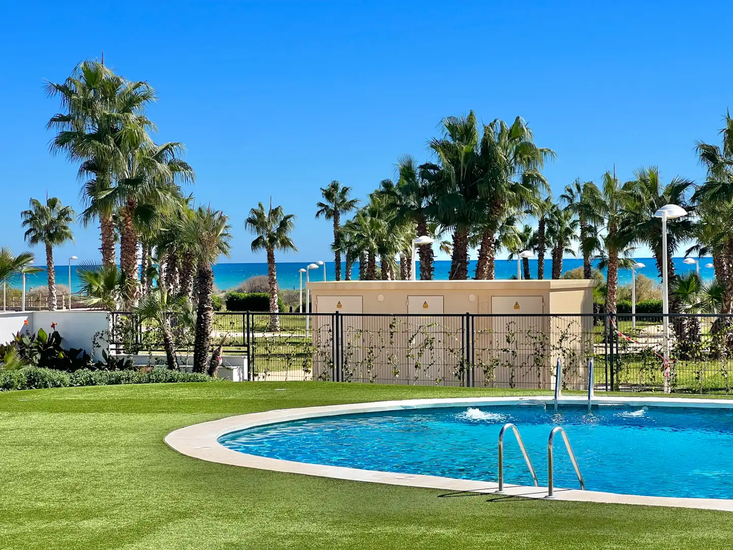Swimming pool of Apartments for sale in Torre la Sal
