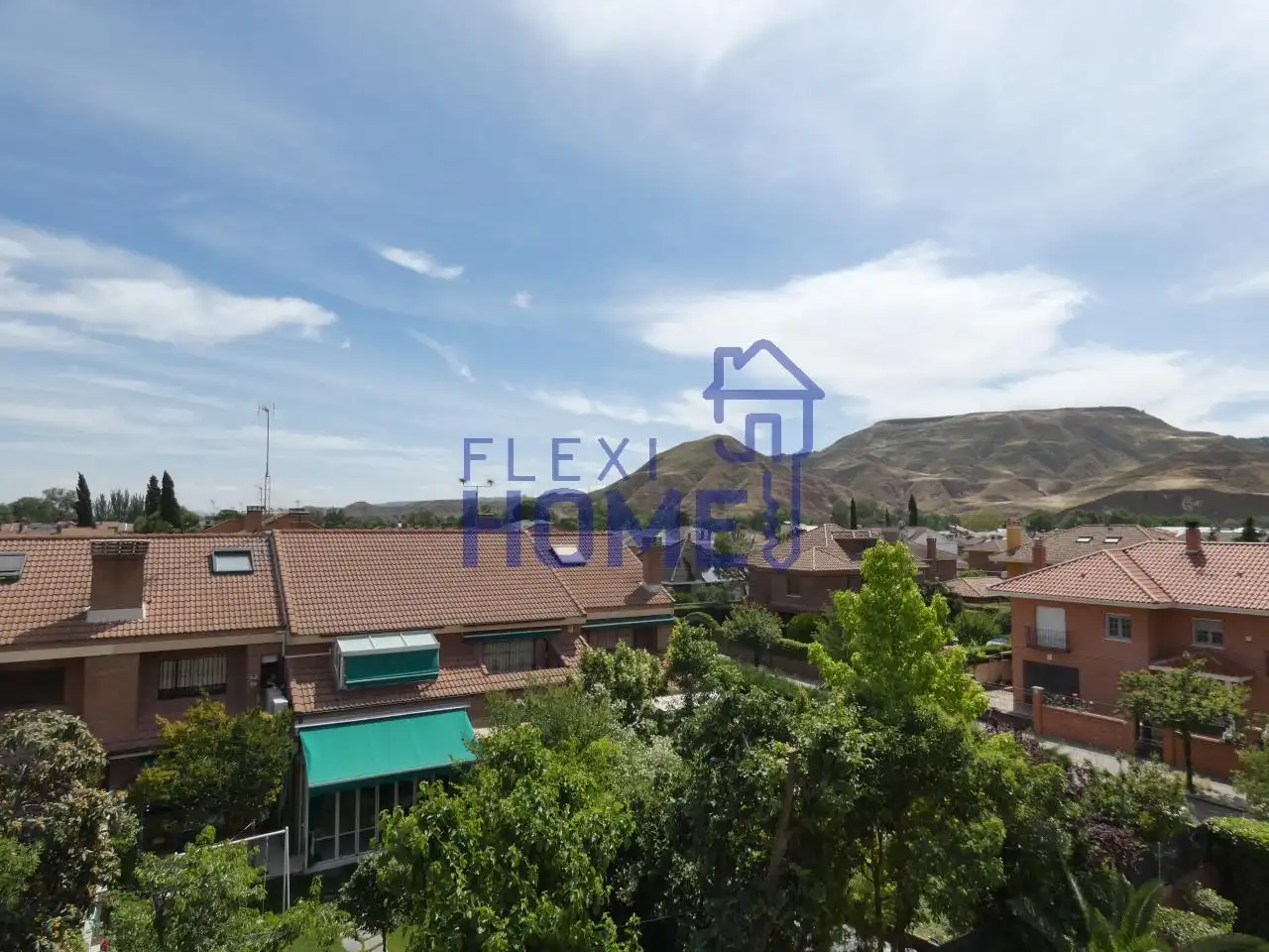 Exterior view of Flat for sale in Alcalá de Henares  with Heating and Furnished