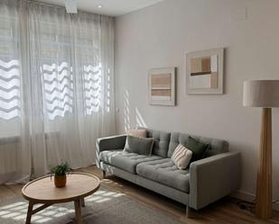 Sala d'estar de Apartament per a compartir en  Madrid Capital amb Aire condicionat i Terrassa