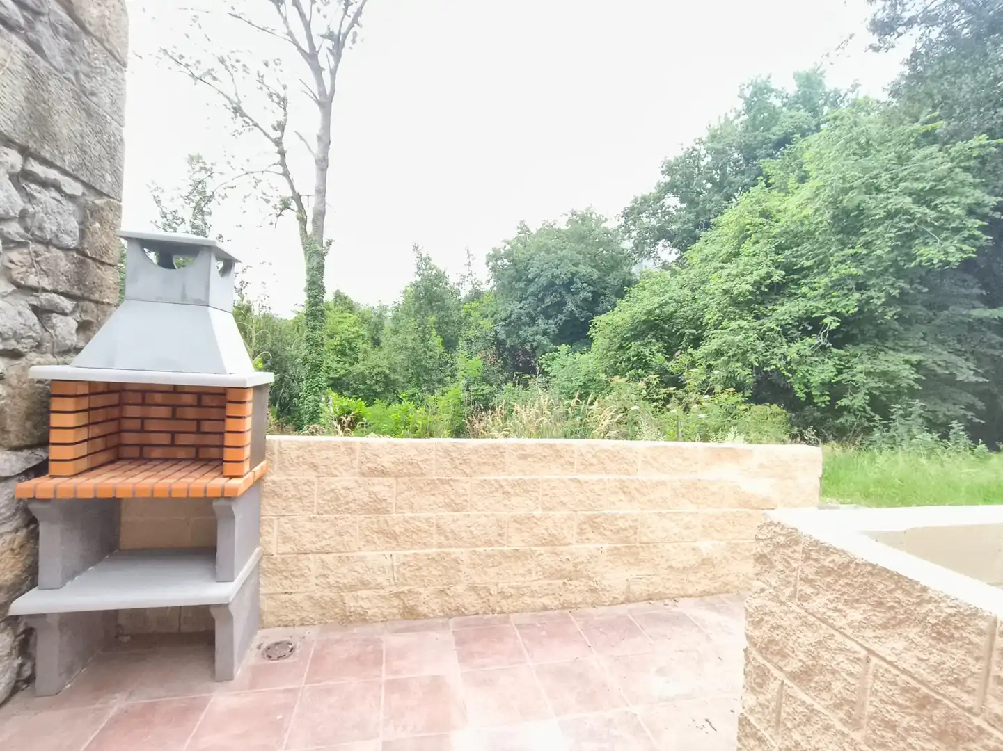 Terrassa de Casa adosada de lloguer en Riotuerto amb Calefacció, Jardí privat i Terrassa