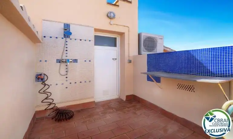 Terrassa de Apartament en venda en Empuriabrava amb Aire condicionat i Terrassa