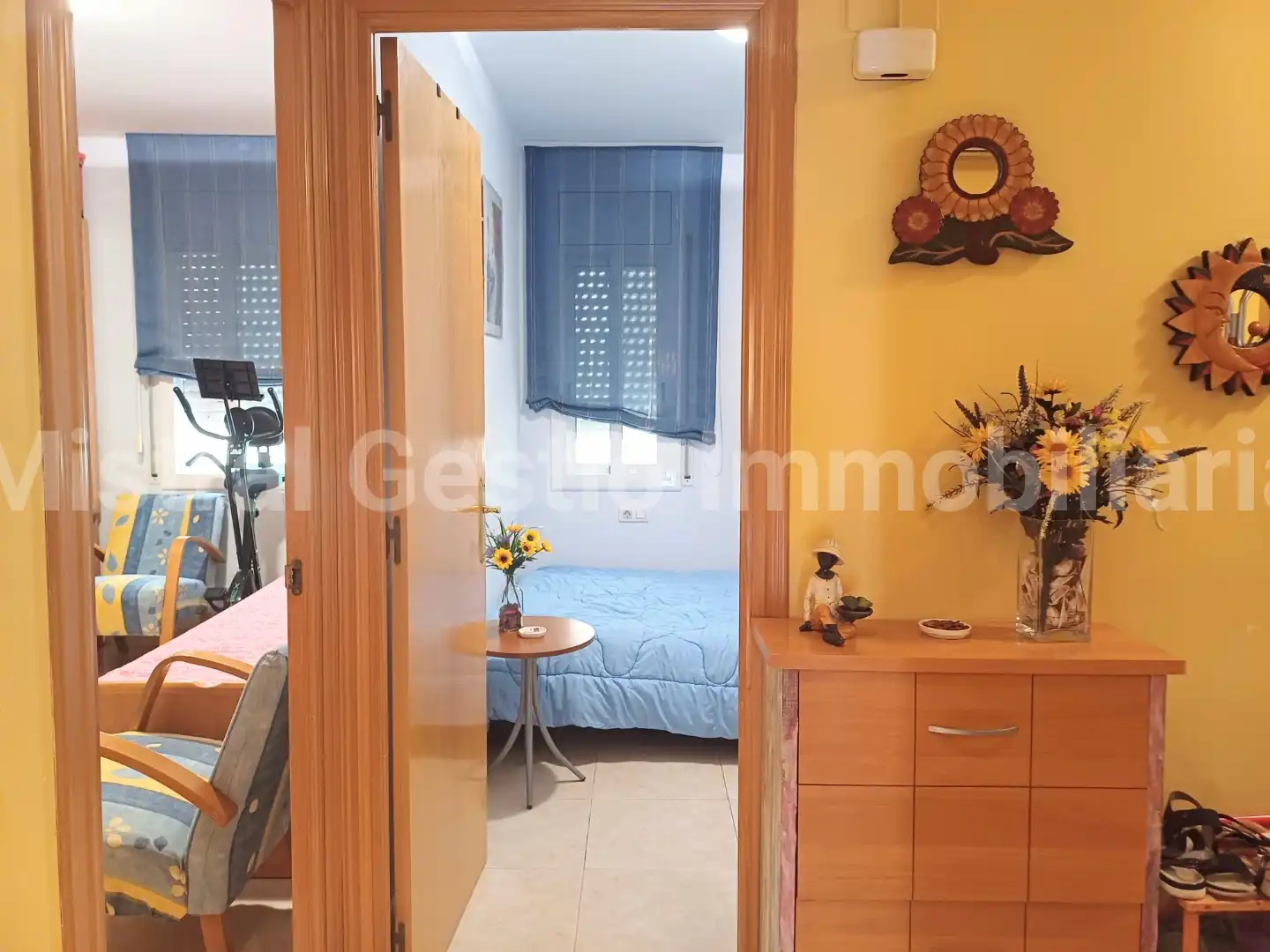 Schlafzimmer von Dachboden zum Verkauf in Calafell mit Klimaanlage, Terrasse und Möbliert