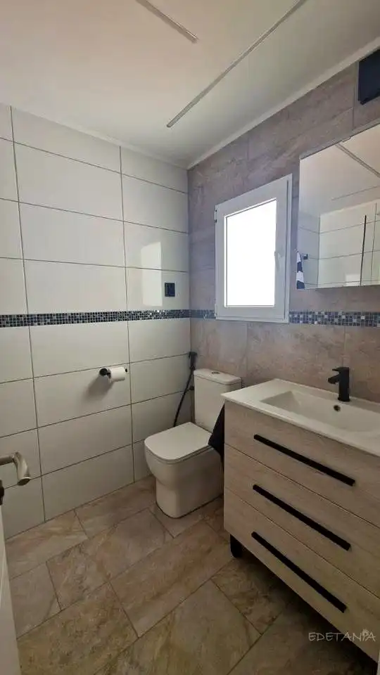 Baño de Piso de alquiler en Moncada con Terraza, Amueblado y Balcón