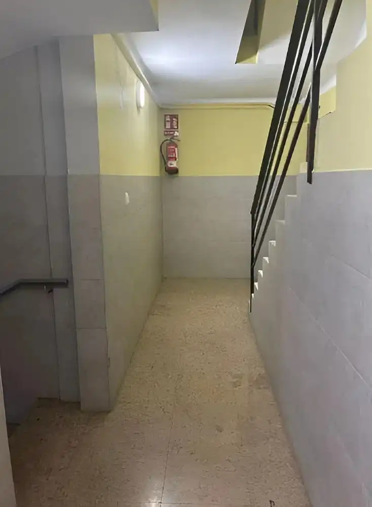 Appartamento con terrazza in vendita a Centre - Nucli Antic, imagen 3