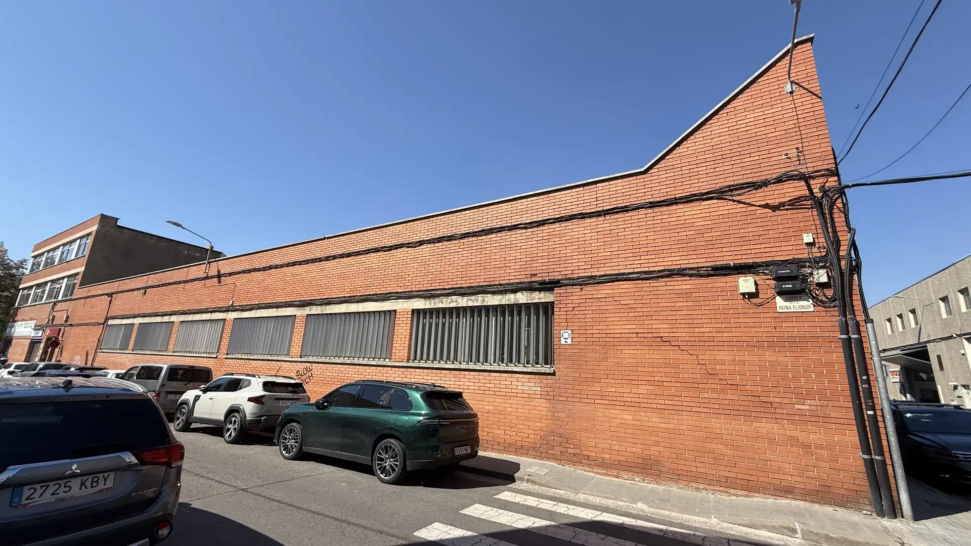 Industrial building for sale in MILA I FONTANALS 9, imagen 2