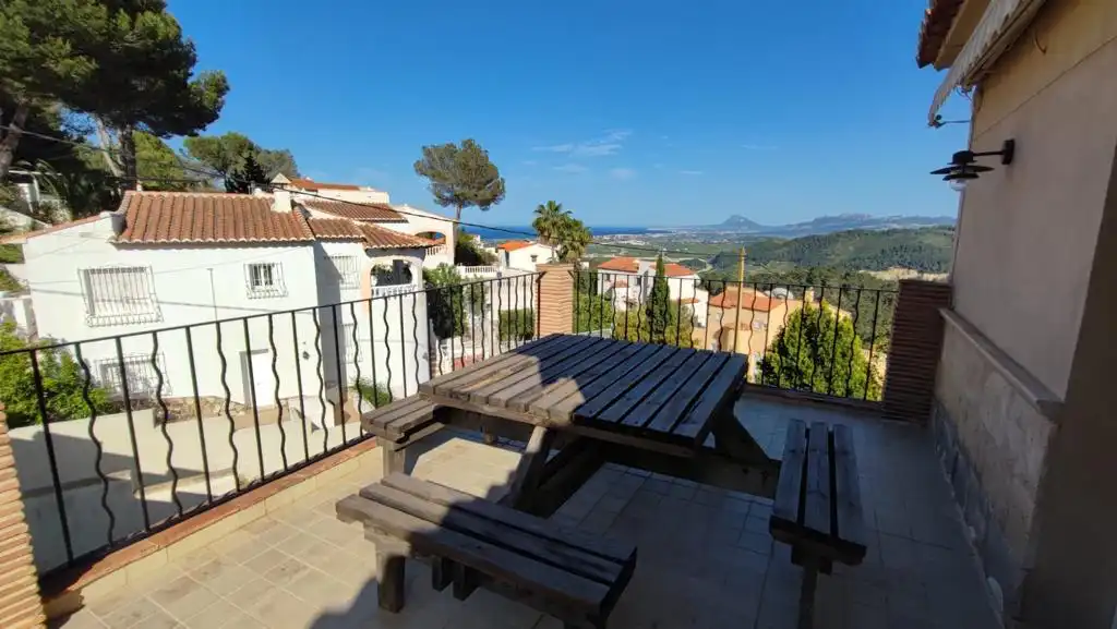 Vista exterior de Casa o chalet en venta en Oliva con Jardín privado, Terraza y Amueblado
