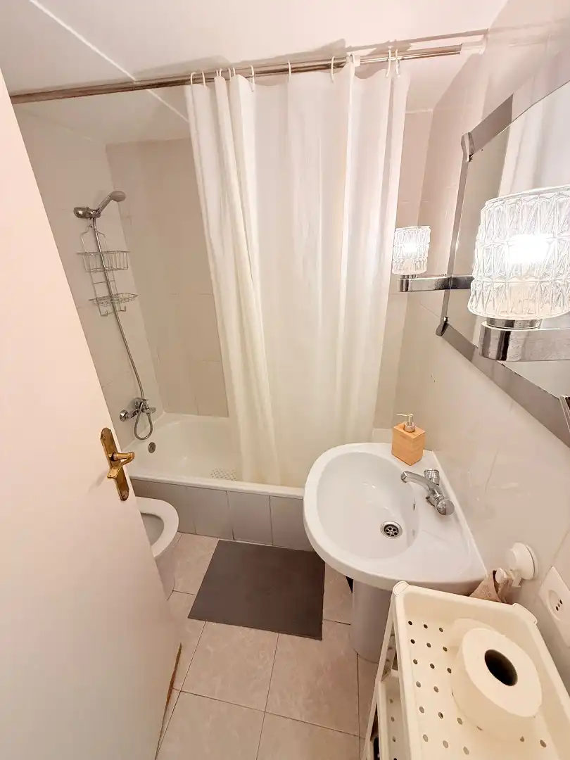 Baño de Piso en venta en Málaga con Aire acondicionado y Amueblado