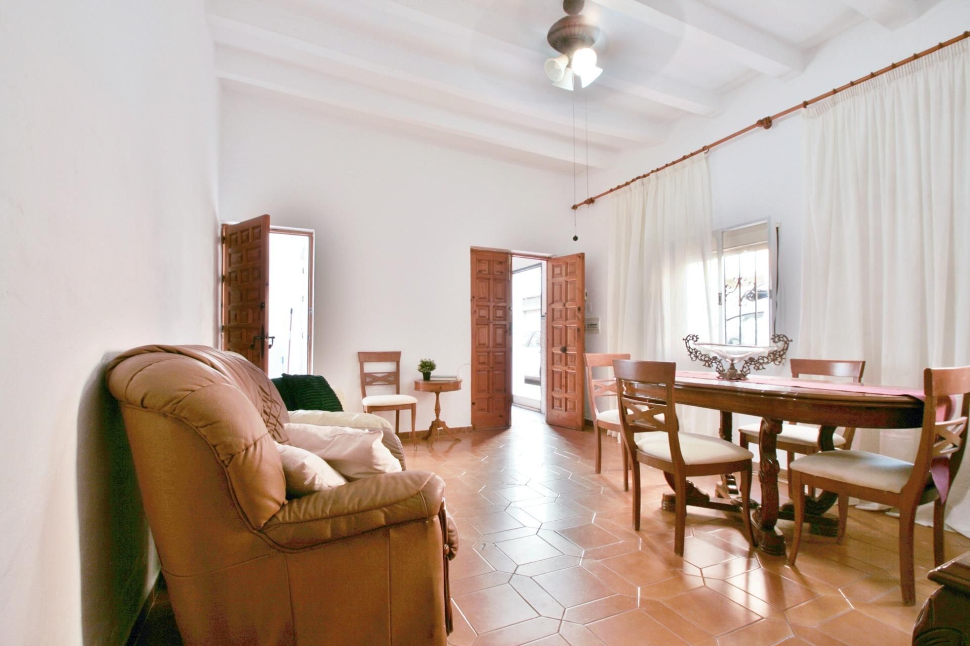 Sala d'estar de Casa o xalet en venda en  Almería Capital amb Aire condicionat, Terrassa i Traster