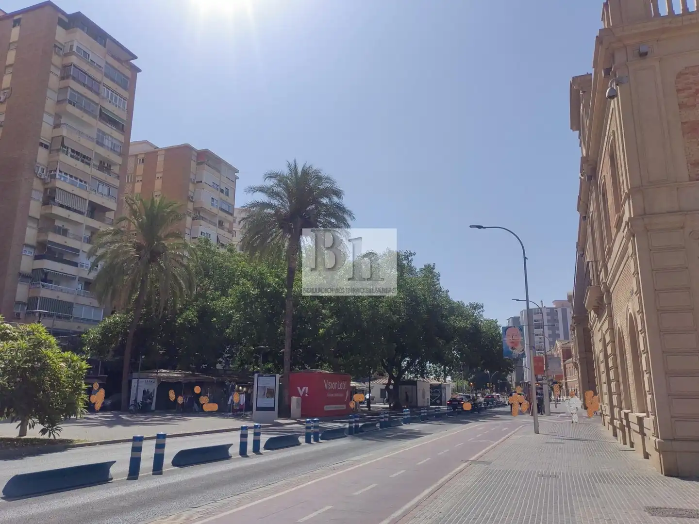 Vista exterior de Pis en venda en Málaga amb Aire condicionat