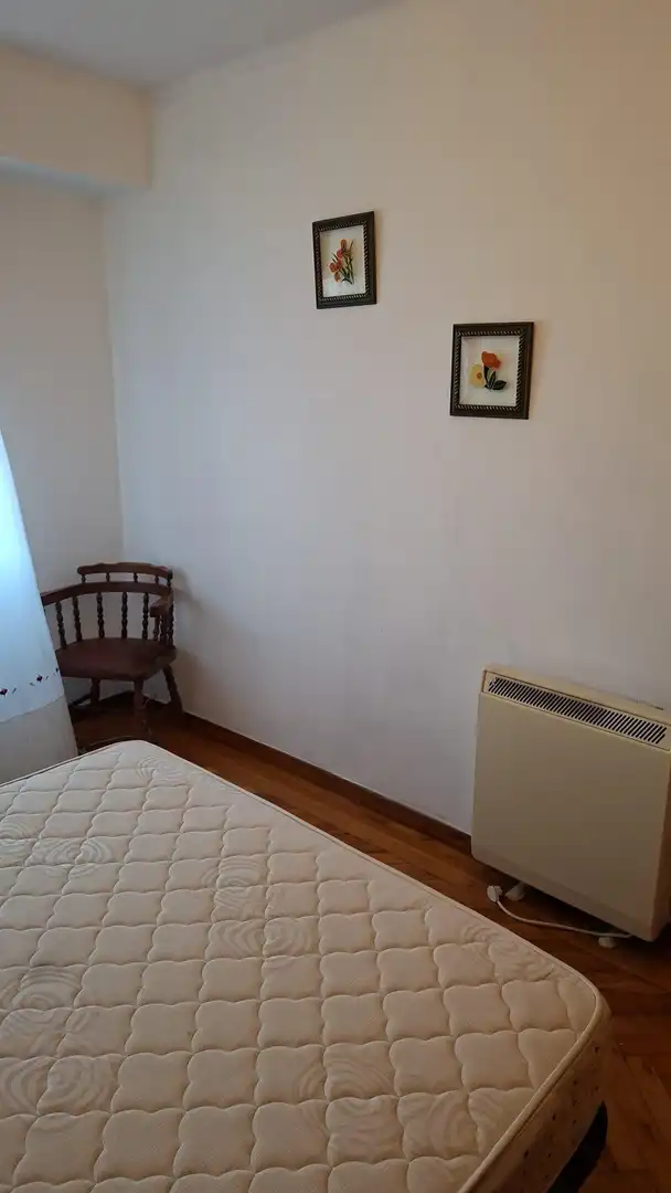 Habitación de Piso de alquiler en Vigo  con Calefacción, Parquet y Amueblado