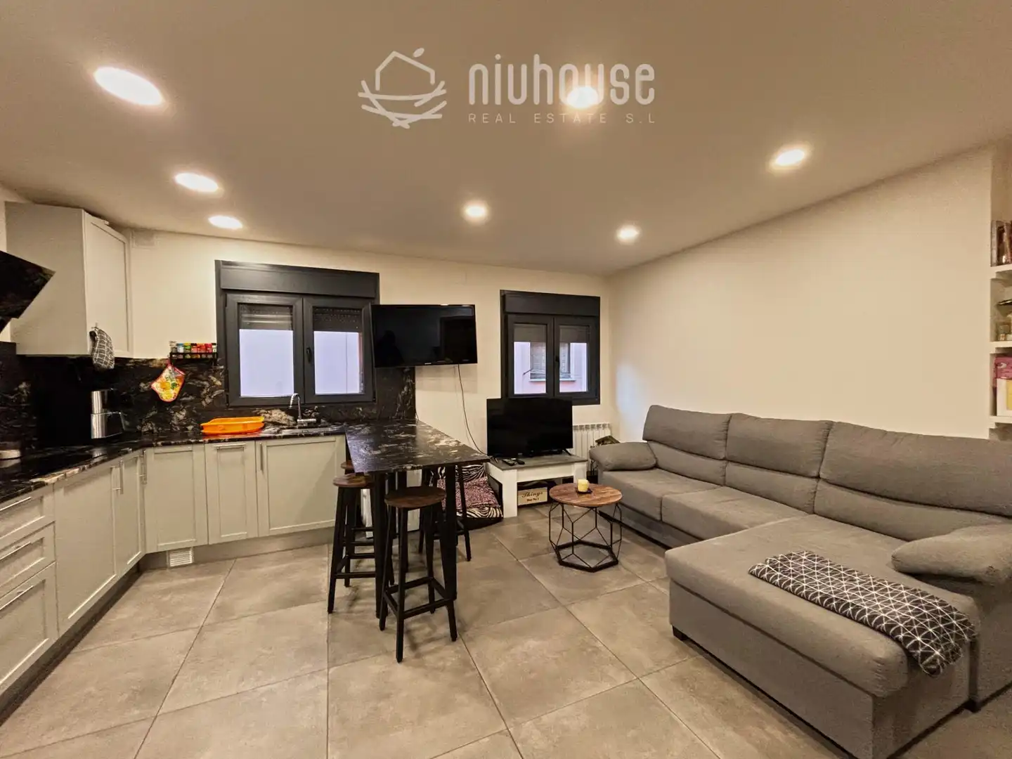 Living room of Flat for sale in Puigcerdà