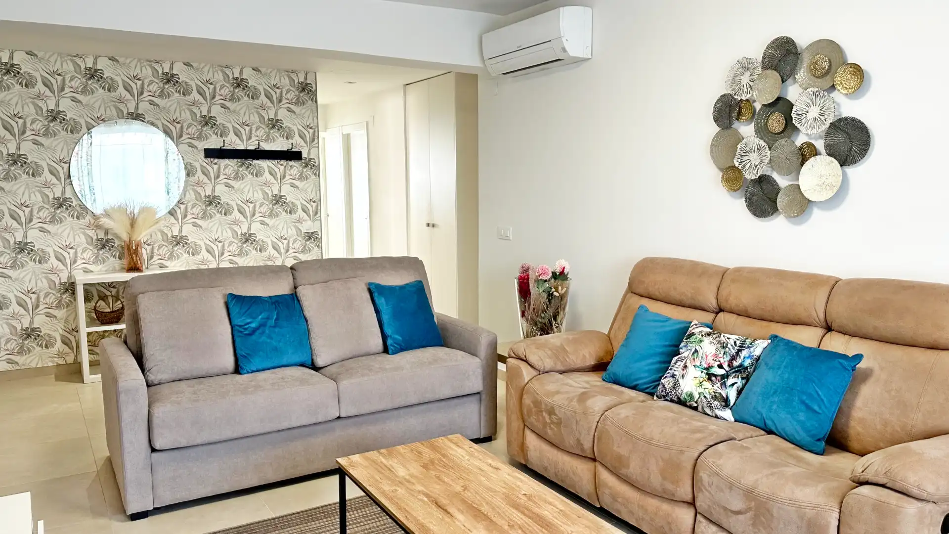Sala d'estar de Apartament de lloguer en Gandia amb Aire condicionat, Calefacció i Moblat