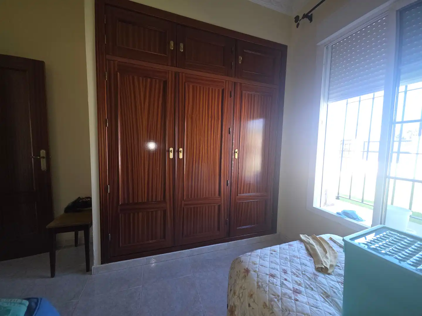 Habitación de Casa o chalet en venta en Alcalá de Guadaira con Aire acondicionado, Calefacción y Jardín privado