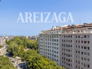 Pis amb ascensor en venda a Avenida Sancho el Sabio