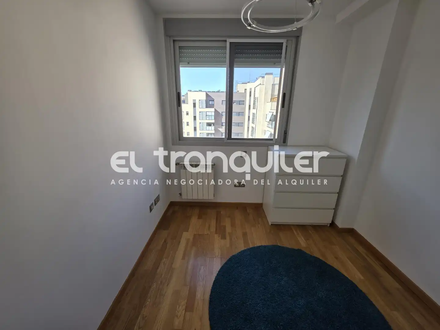 Bedroom of Flat for rent in Madrid  with Air Conditioner, Parquet flooring and Storage room