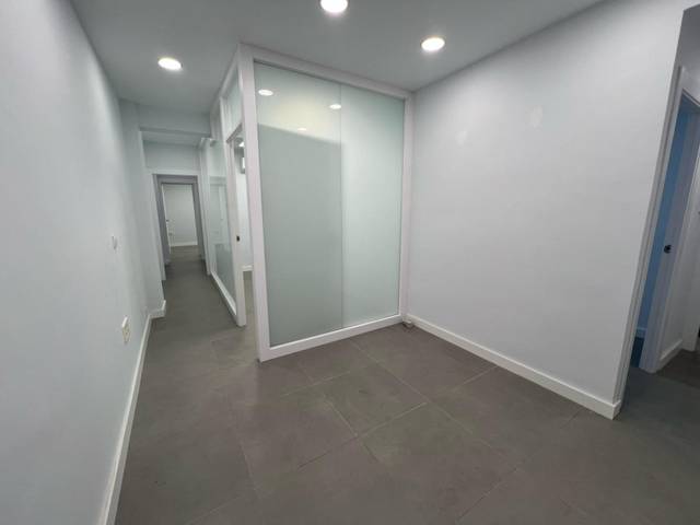 Oficina en Alquiler en Calle Calle de Concepción, 4 en Zona Centro