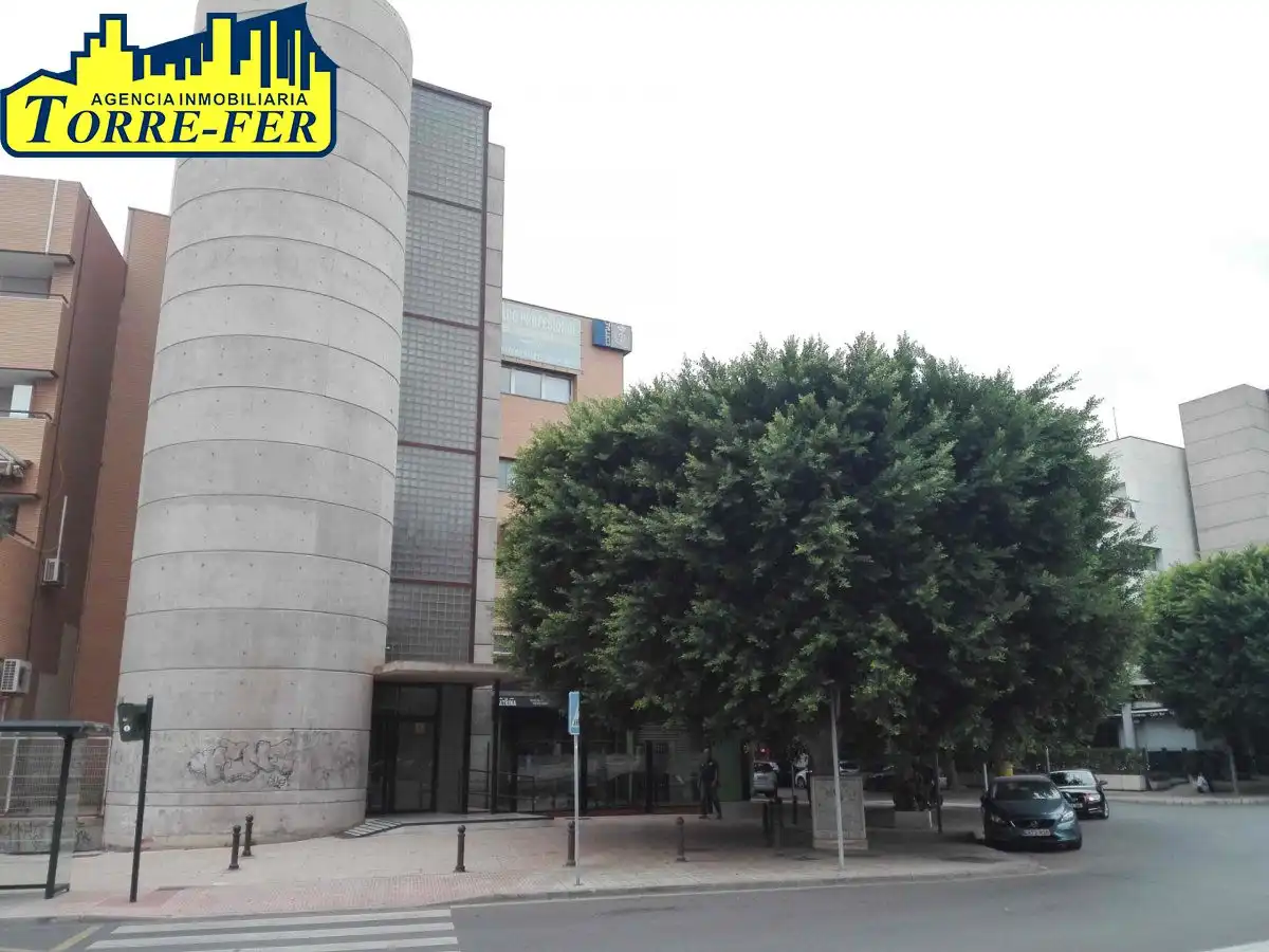 Oficina con ascensor en venta en Plaza DE DALIAS 1, imagen 4