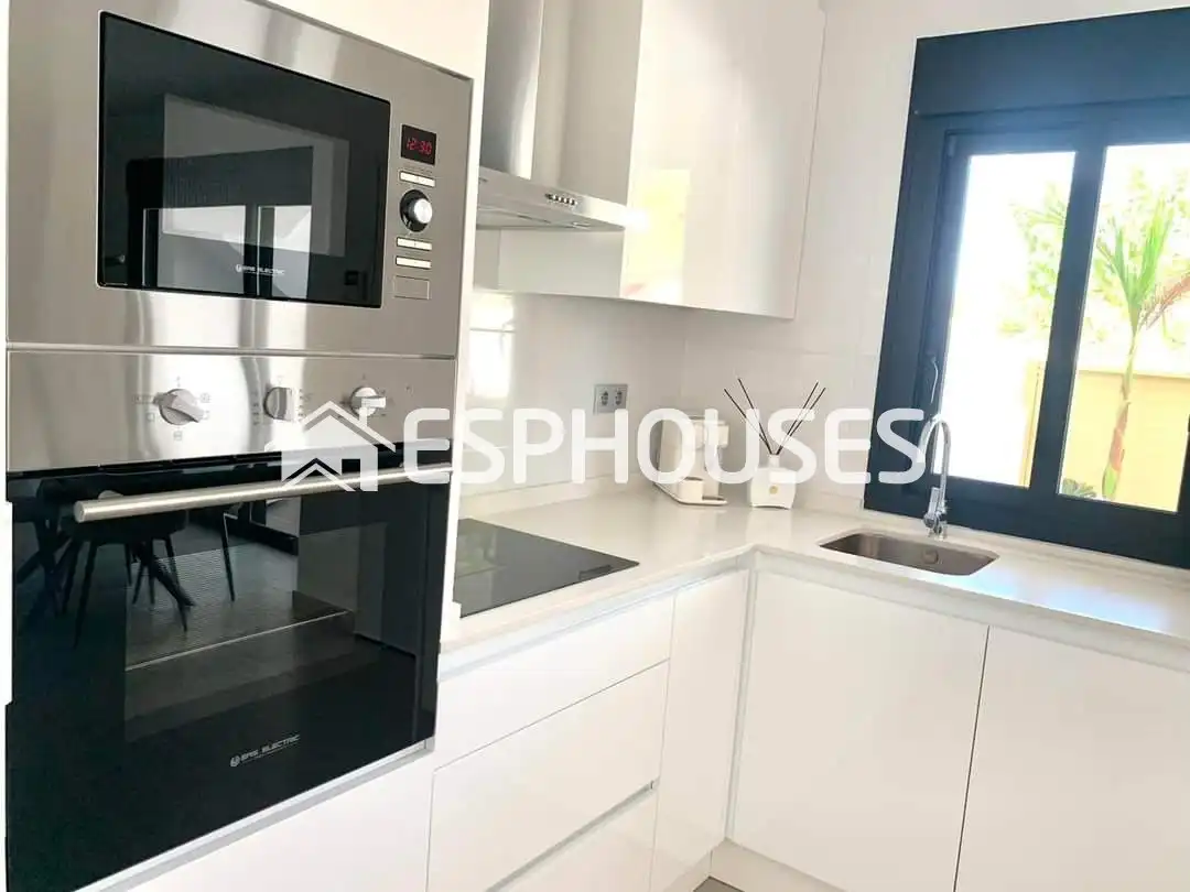 Cuina de Apartament en venda en Pilar de la Horadada ciudad