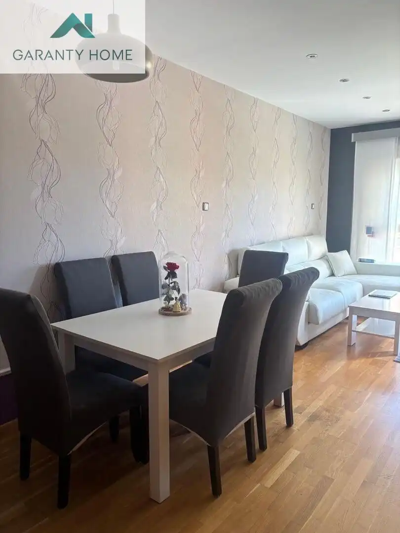Flat with terrace to rent in Torre del Mar, imagen 3