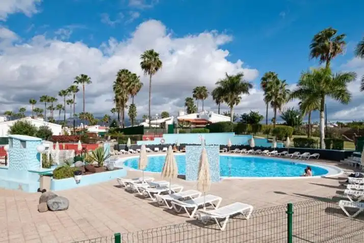 Bungalow avec piscine à louer à Avenida Touroperador Kuoni