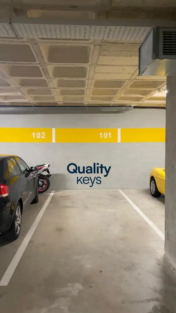 Parking of Flat for rent in Madrid  with Air Conditioner, Heating and Terrace
