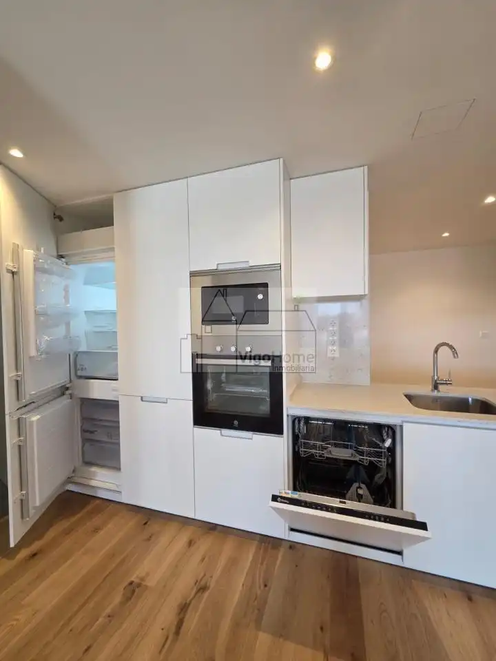 Flat for rent in ROSALIA DE CASTRO, 61, Centro - Areal