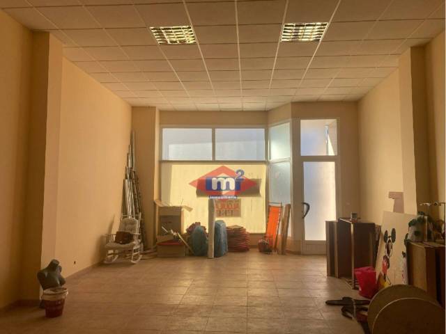 Local comercial en Alquiler en 1 en Ponteareas