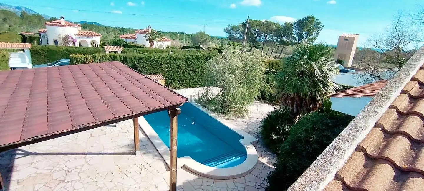 Piscina de Casa o chalet en venta en L'Ametlla de Mar  con Aire acondicionado, Jardín privado y Terraza