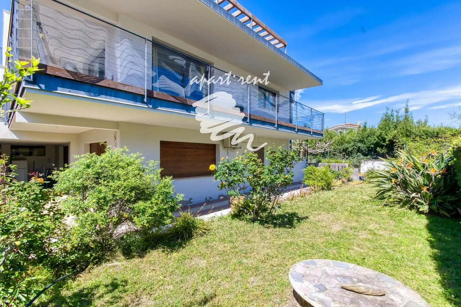 Außenansicht von Haus oder Chalet zum Verkauf in Llançà mit Klimaanlage, Heizung und Privatgarten