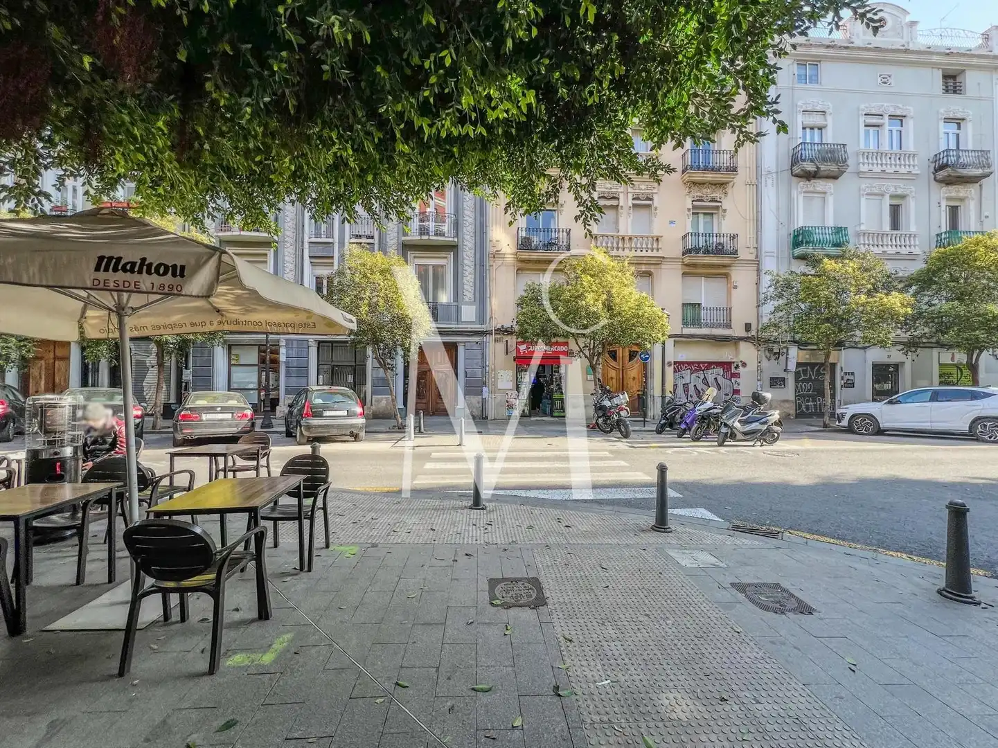 Exterior view of Commercial properties for rent in Valencia